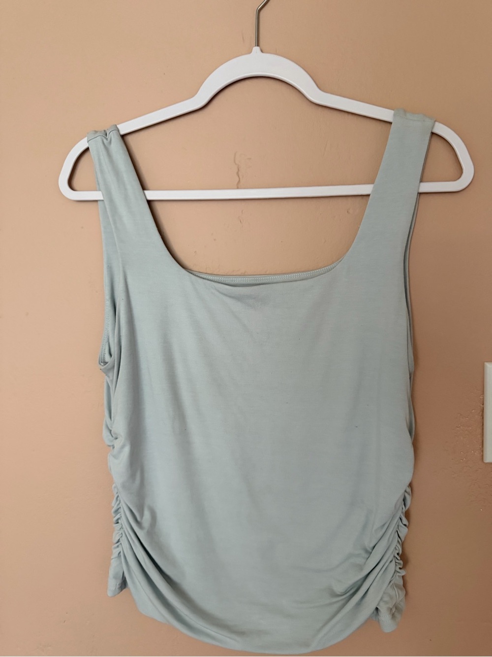 ☀️ OGL stretchy square neck tank — Large